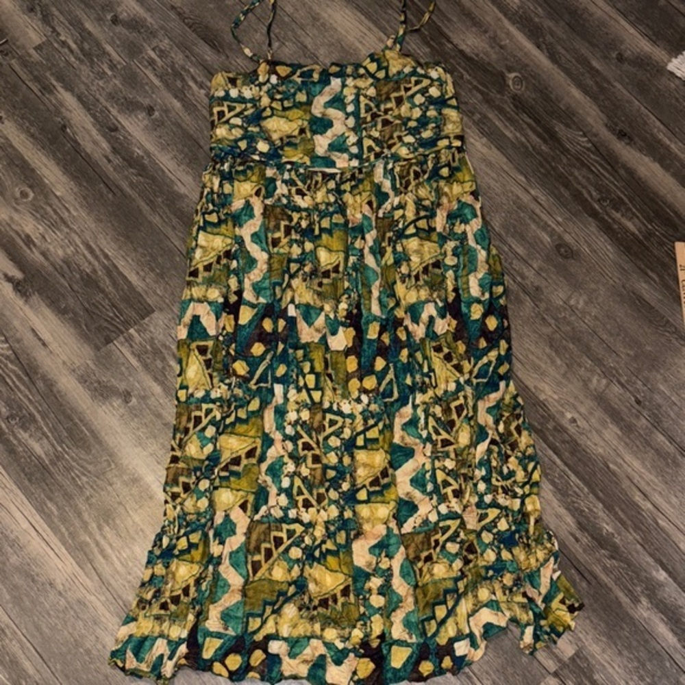 Peruvian Connection woman’s dress size 6
Excellent condition Rare